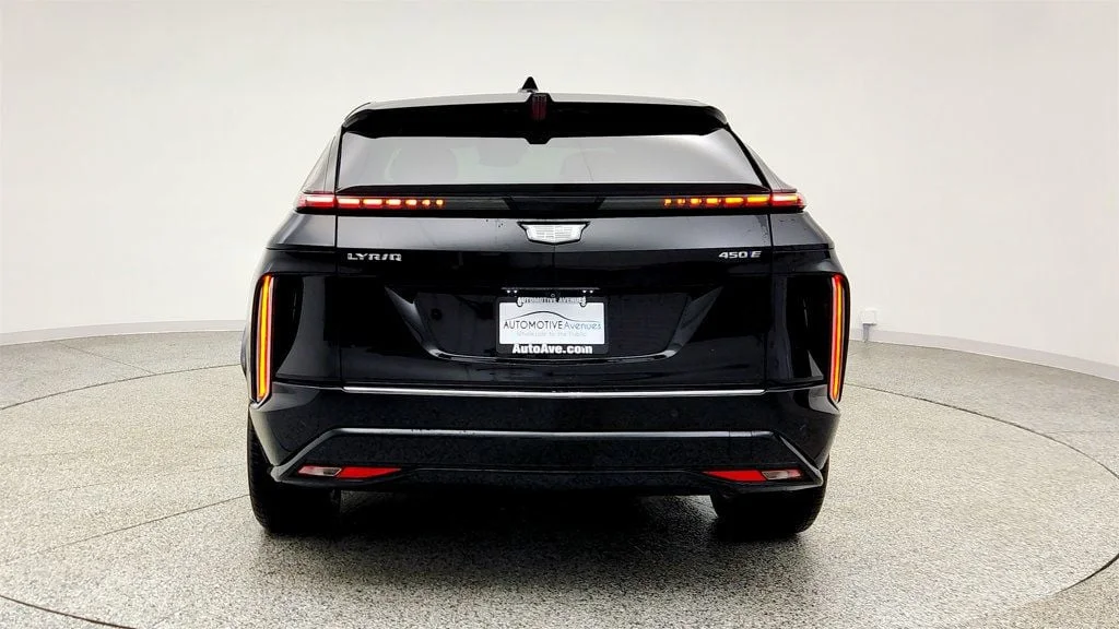 Used 2024 Stellar Black Metallic Cadillac 4dr Luxury 1 (1SC) image 6