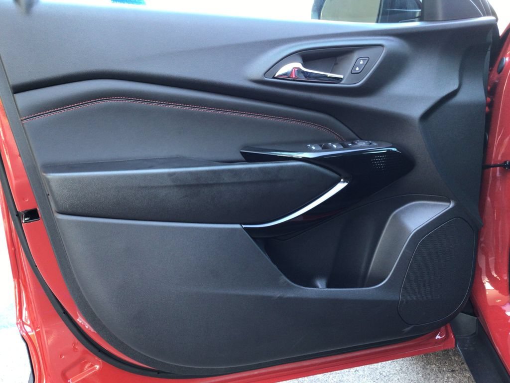 2026 Chevrolet Trax RS - Photo 21