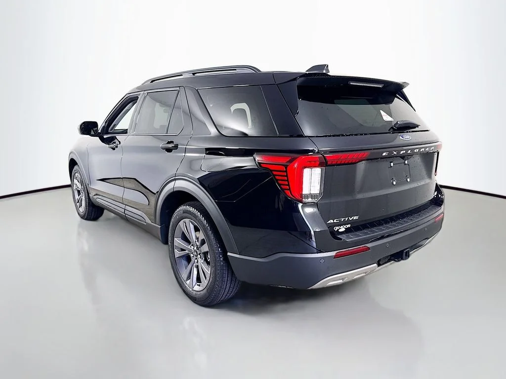 New 2026 Agate Black Metallic Ford Active image 5