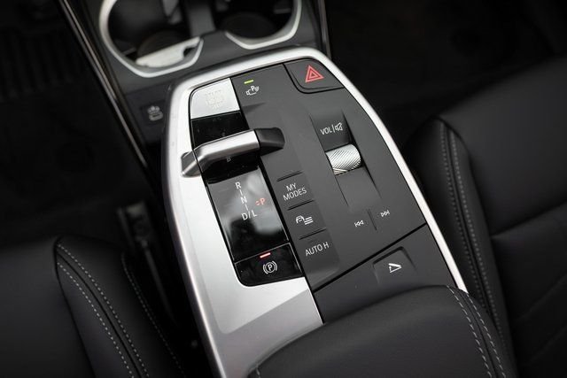 Certified Used 2026 Storm Bay Metallic BMW xDrive28i image 20