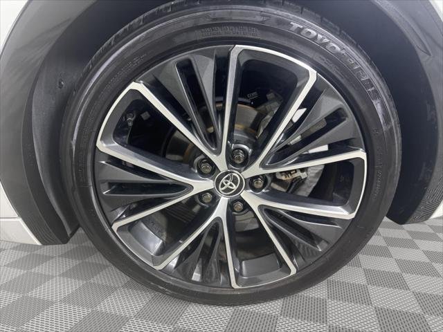 Certified Used 2024 WIND CHILL PEARL Toyota  image 9