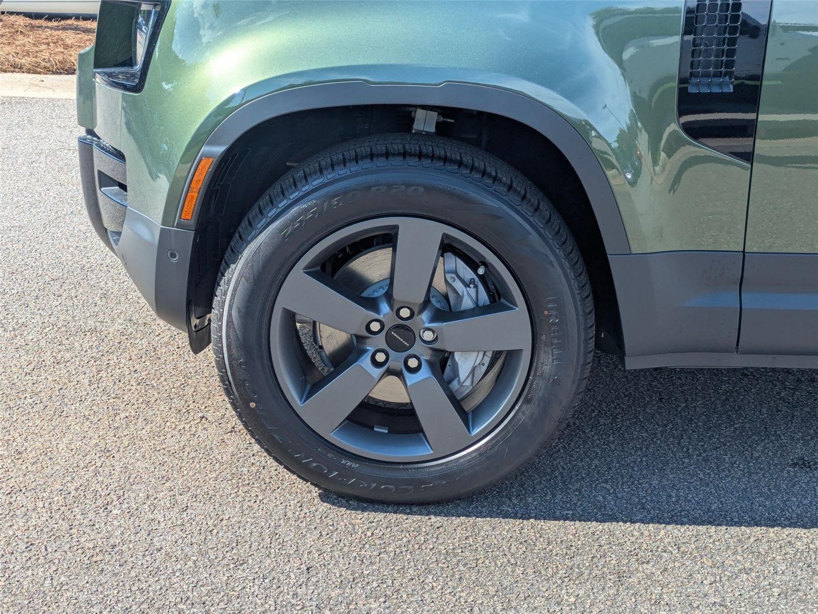 New 2026 Woolstone Green Land Rover S image 10