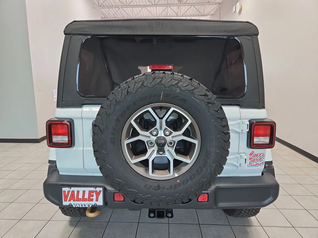 New 2026 Bright White Clearcoat Jeep  image 7