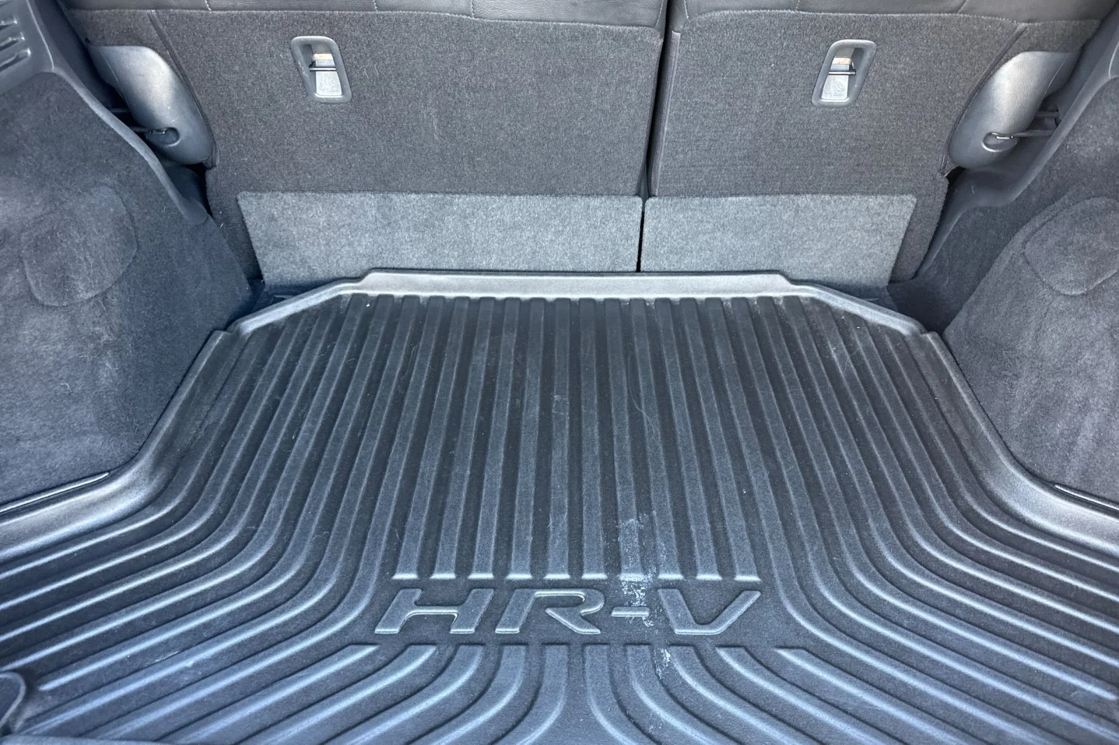 Used 2022 Silver Honda AWD EX image 15