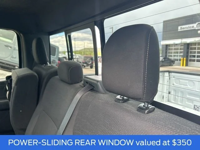 Used 2022 White Ford XLT image 9