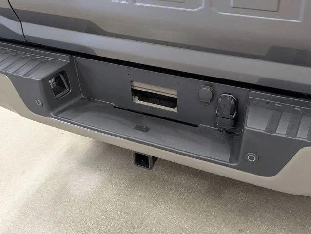 New 2026 Carbonized Gray Metallic Ford King Ranch® image 54