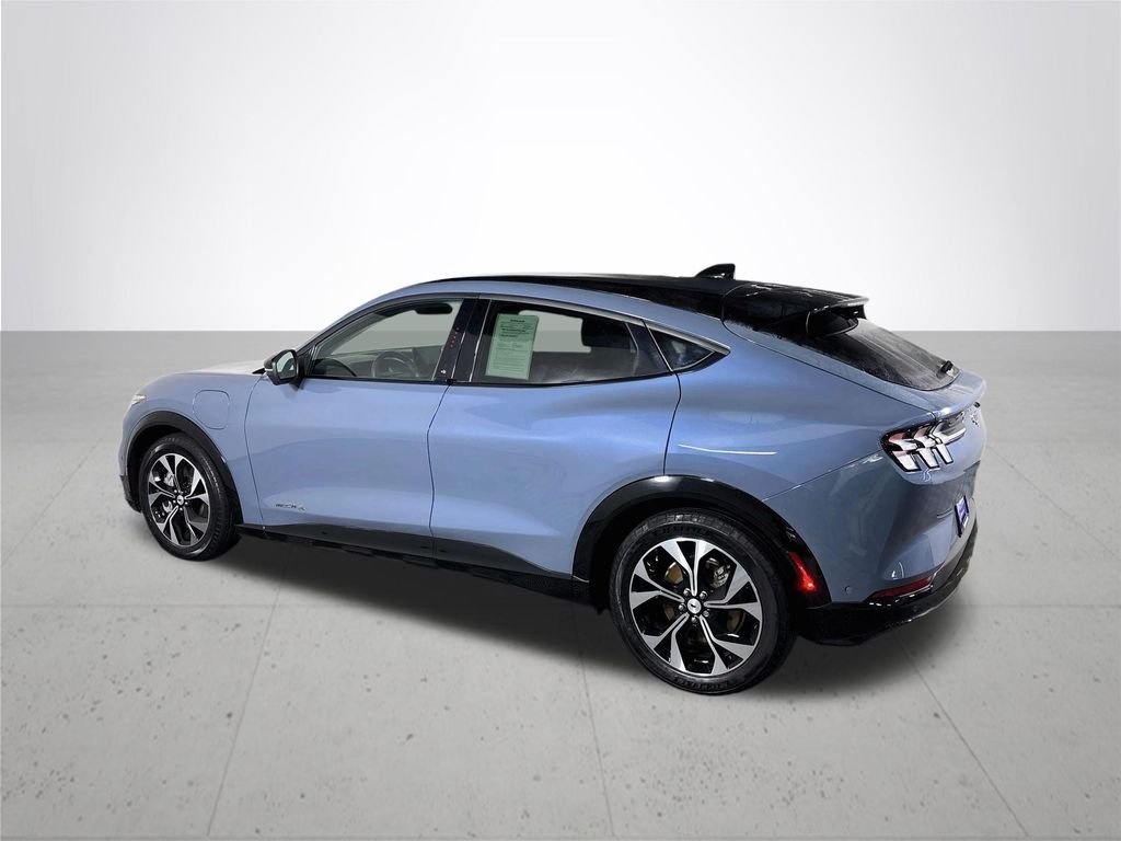 Used 2023 Vapor Blue Ford Premium image 8
