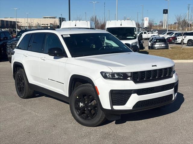 New 2026 Bright White Clear-Coat Exterior Paint Jeep Altitude image 2
