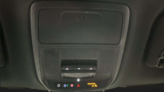 Used 2024 Summit White Chevrolet Z71 image 35