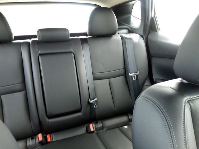 Used 2019 Gun Metallic Nissan SL image 12
