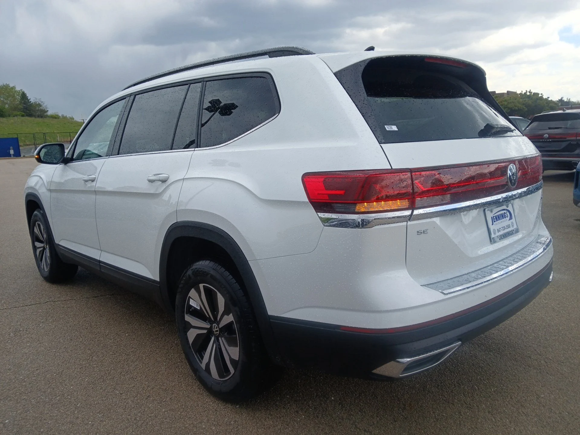 New 2026 Opal White Pearl Volkswagen 2.0T SE image 5