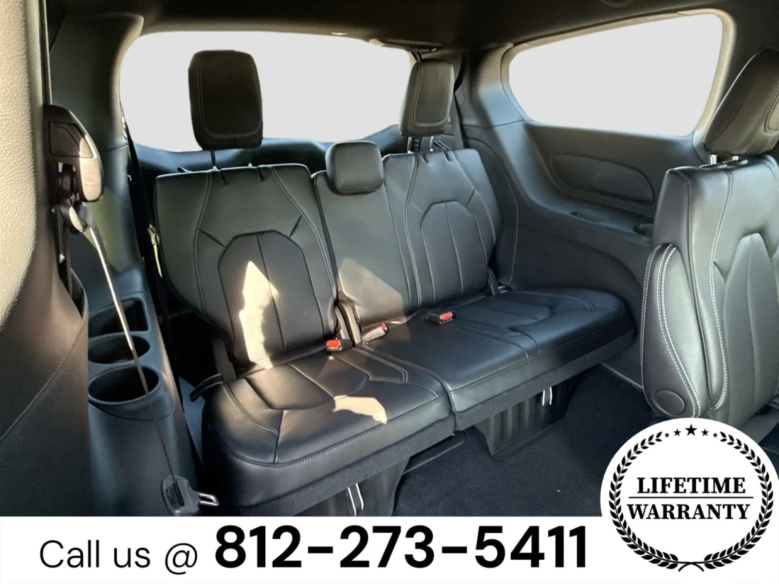 New 2026 Silver Mist Clearcoat Chrysler LX image 26