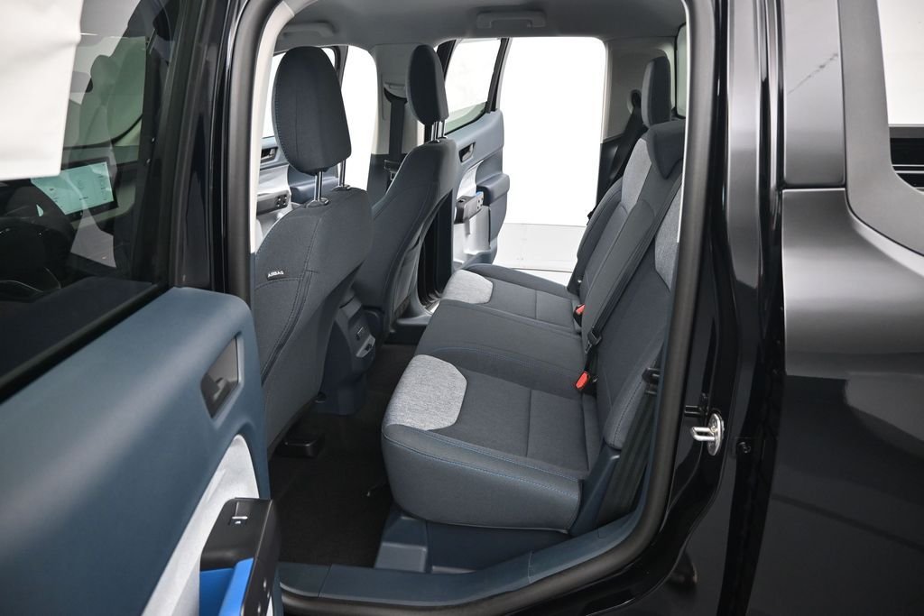 New 2026 Shadow Black Ford XLT image 17
