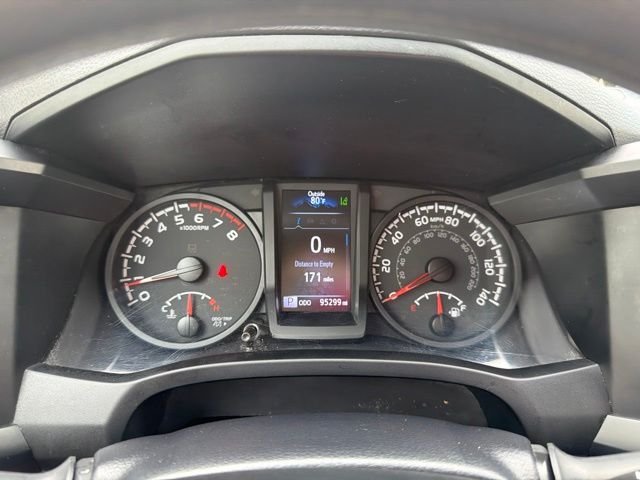 Used 2023 White Toyota SR image 28