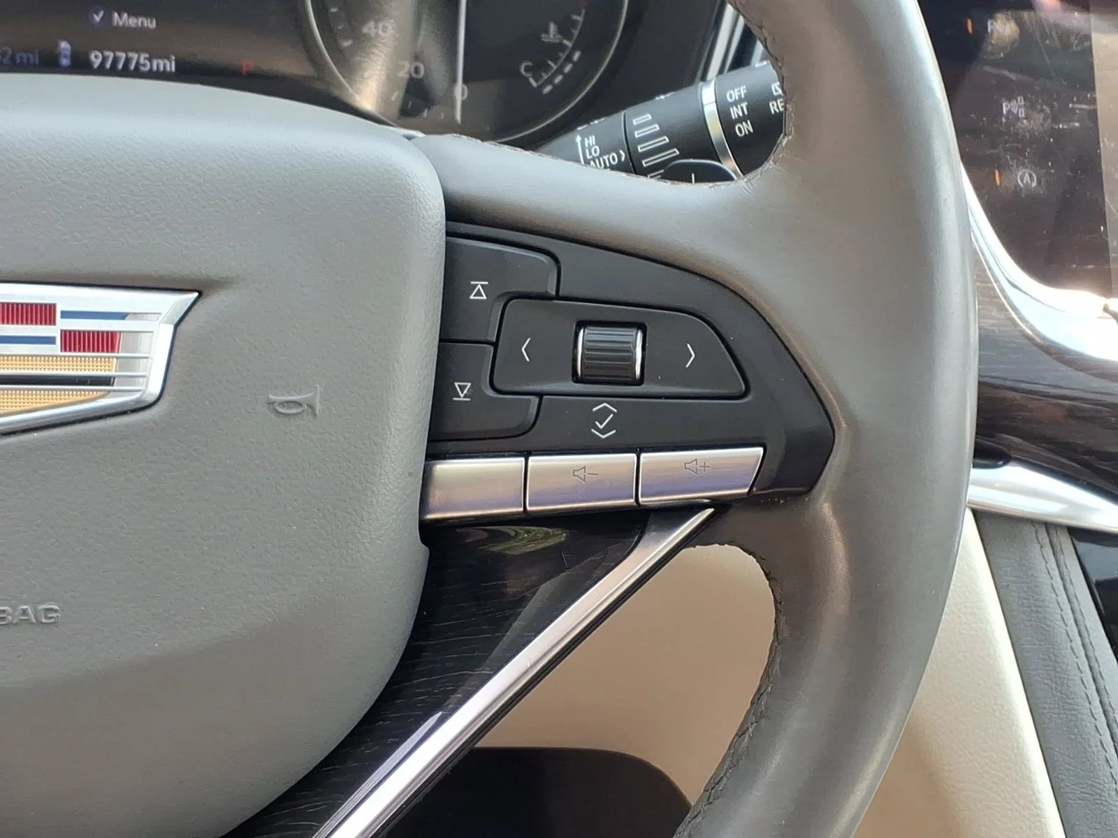 Used 2021 Satin Steel Metallic Cadillac Premium Luxury image 18