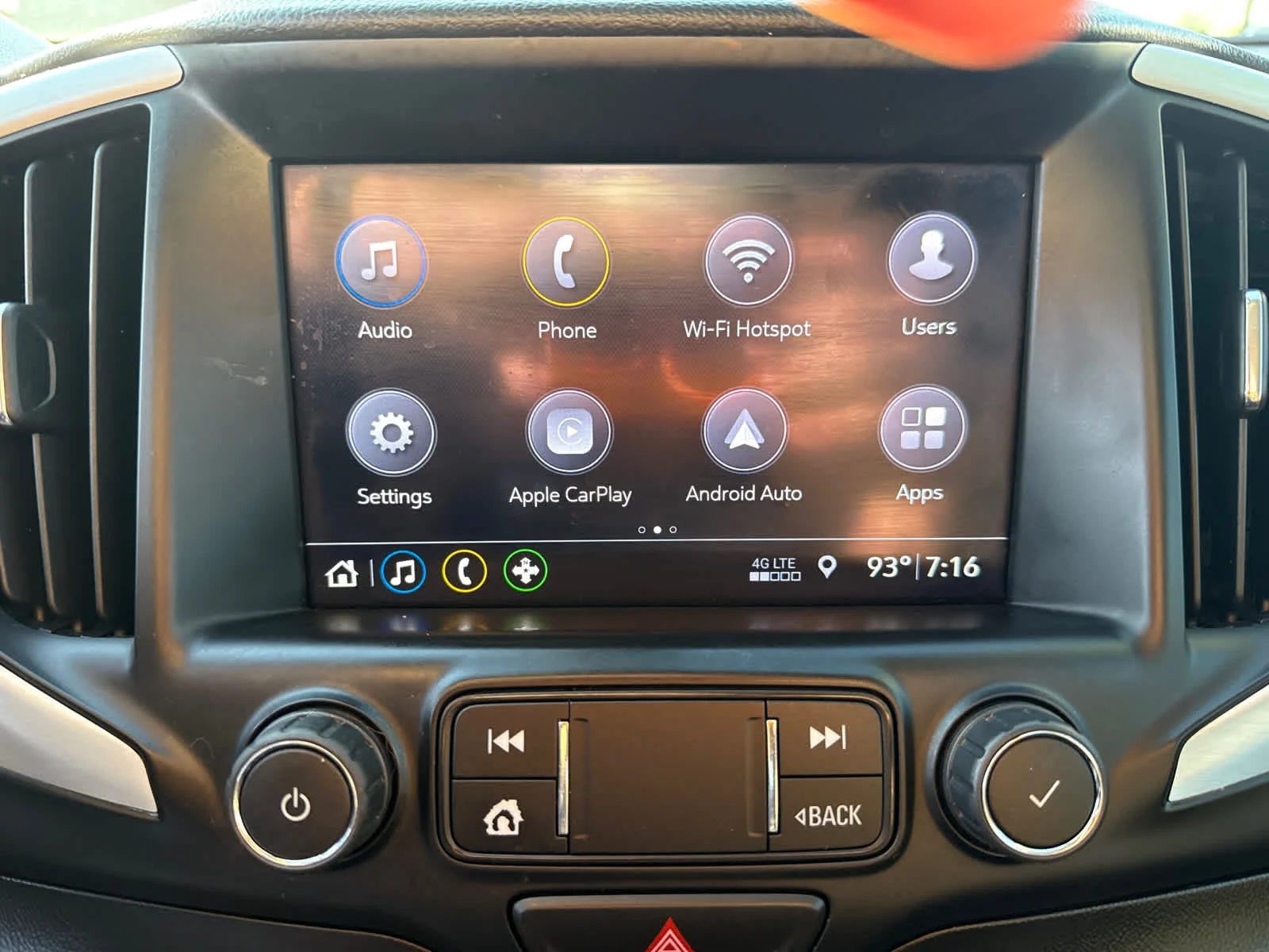 Used 2020 Satin Steel Metallic GMC SLT image 19