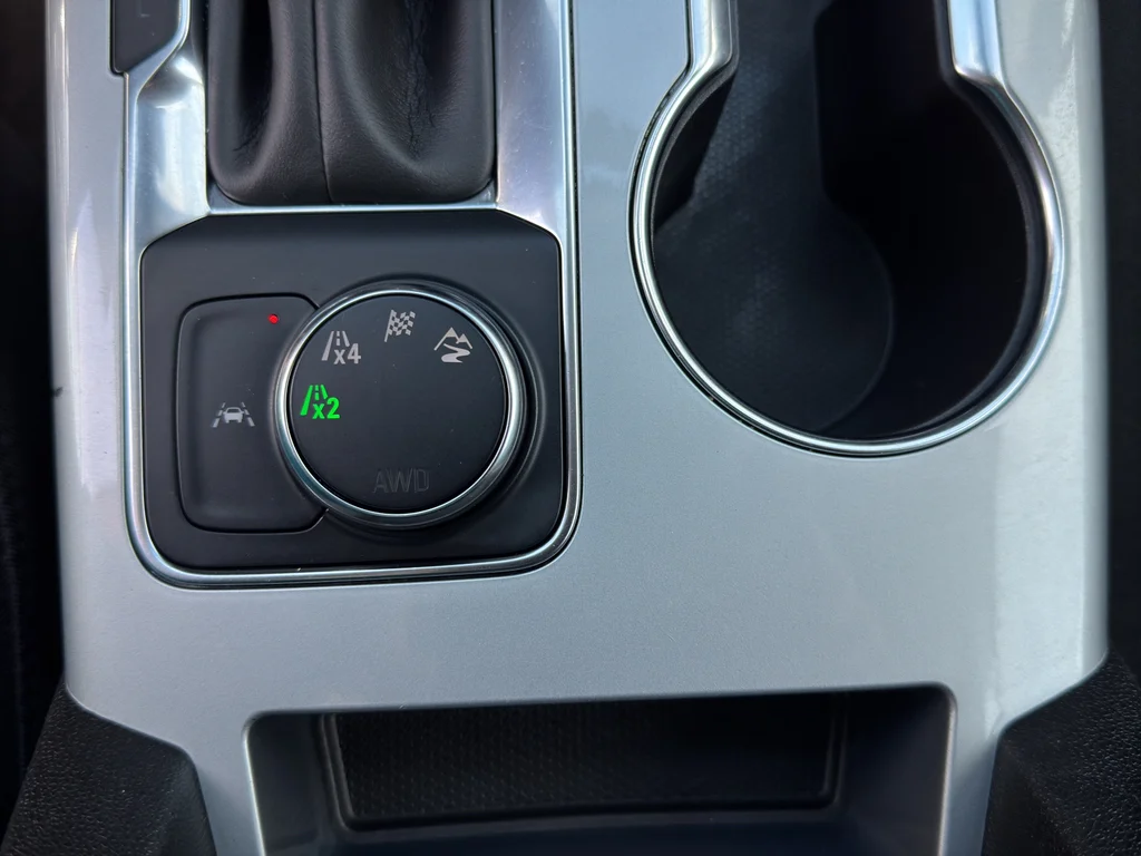 Used 2023 Black Chevrolet 2LT image 18