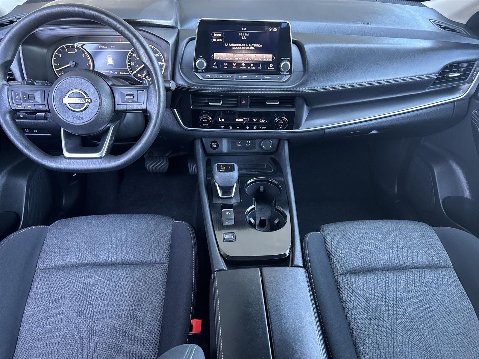 2024 Nissan Rogue SV - Photo 24