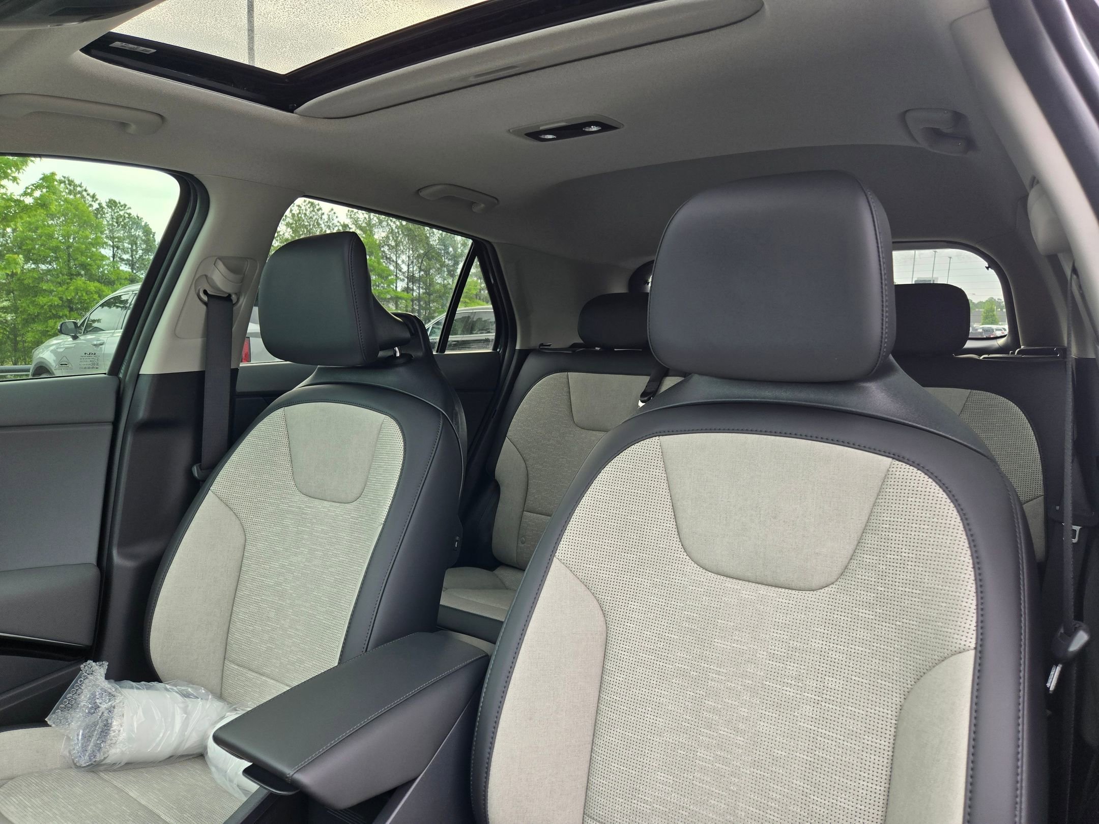 New 2026 Cityscape Green Kia SX Touring image 23