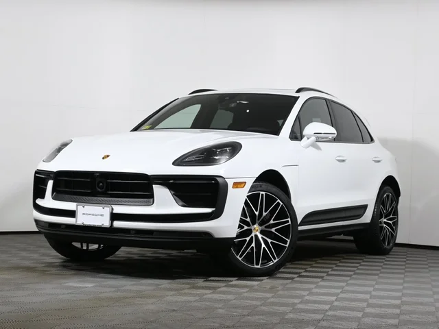 2026 Porsche Macan 