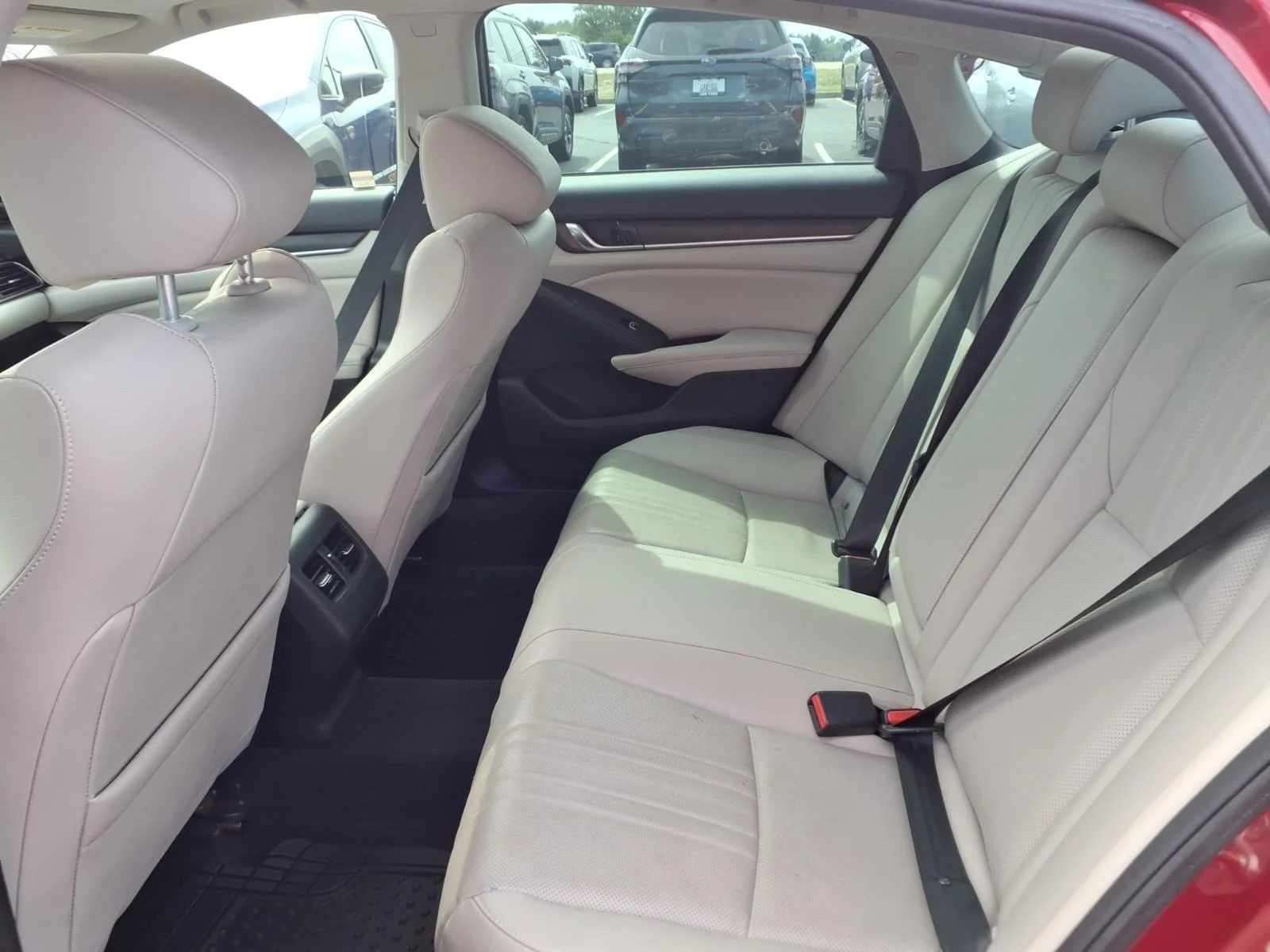 Used 2019 Radiant Red Metallic Honda EX-L image 26
