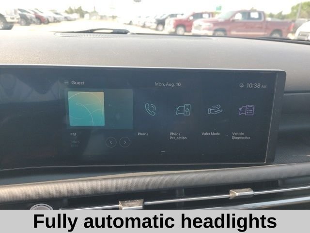 Used 2025 Gray Hyundai SEL image 9