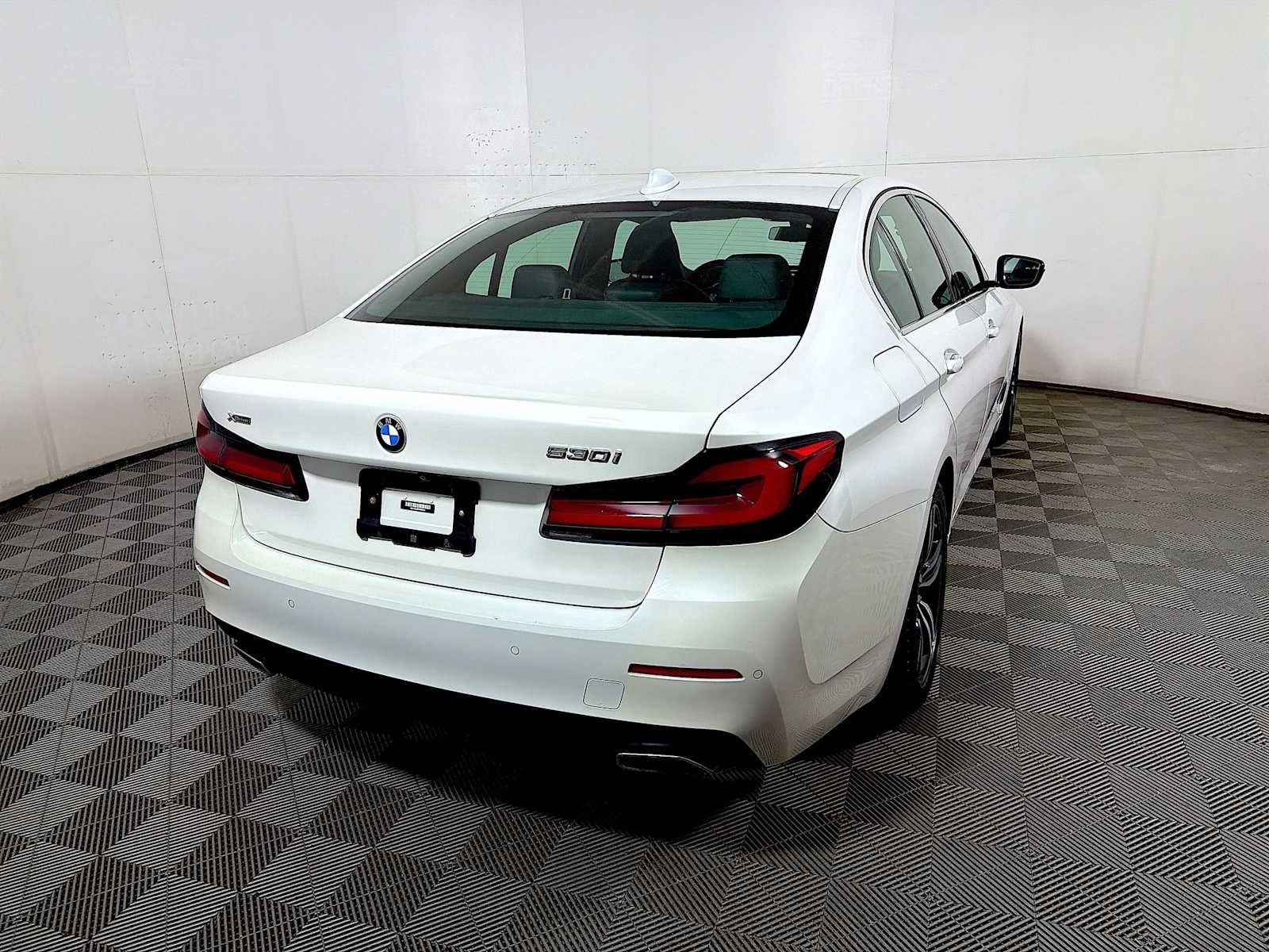 Used 2023 Mineral White Metallic BMW 530i xDrive image 6