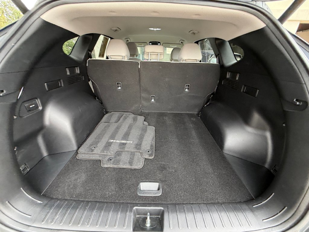 Used 2025 Gray Hyundai SEL image 19