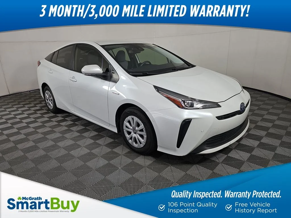 2022 Toyota Prius LE FWD's photo
