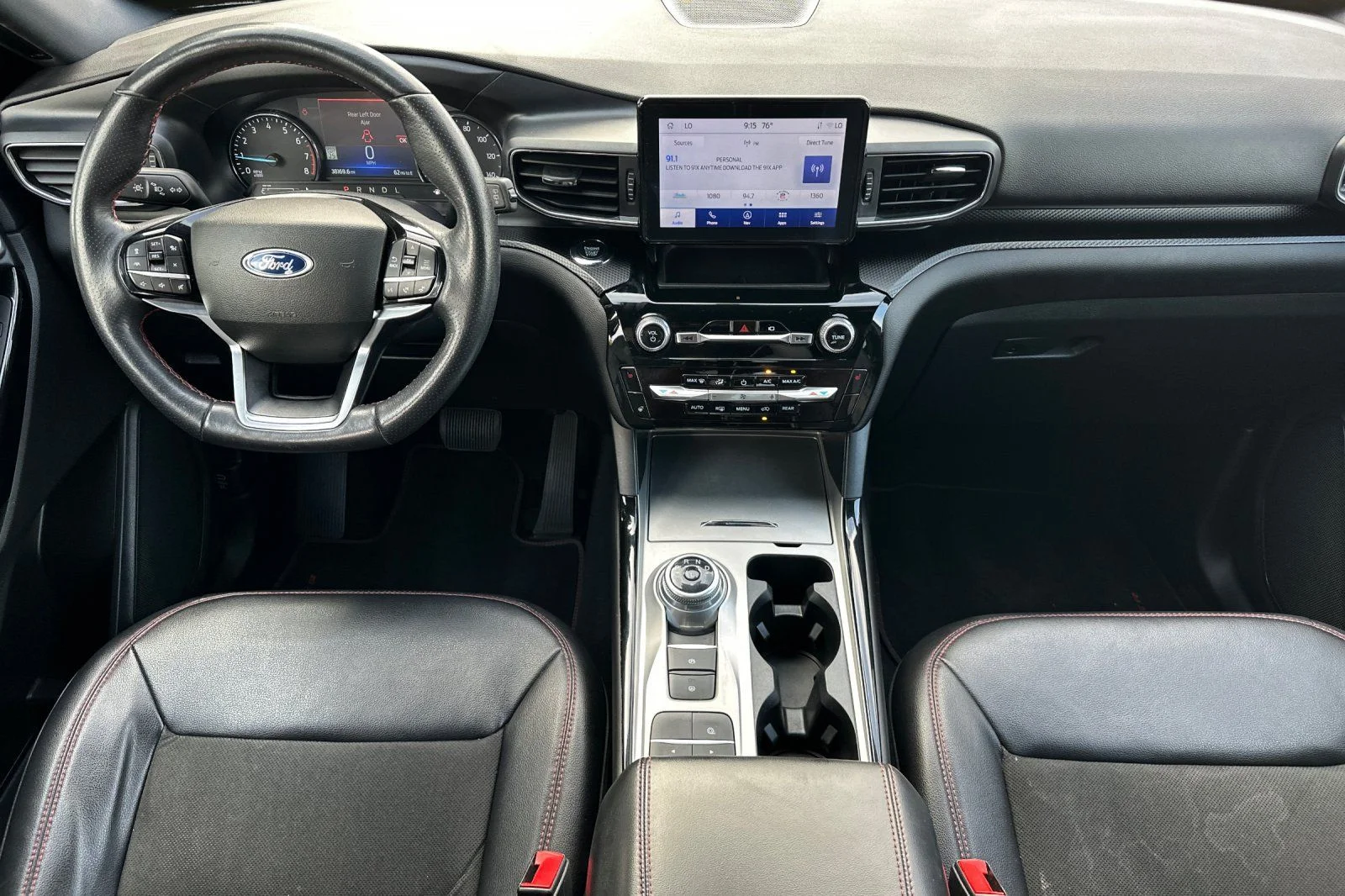 Used 2023 Gray Metallic Ford ST-Line image 13