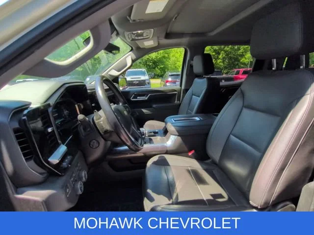 Used 2022 Silver Ice Metallic Chevrolet LTZ image 10