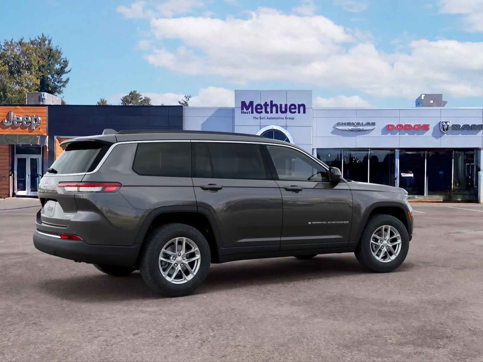 New 2026 Baltic Gray Metallic Clearcoat Jeep Laredo X image 4