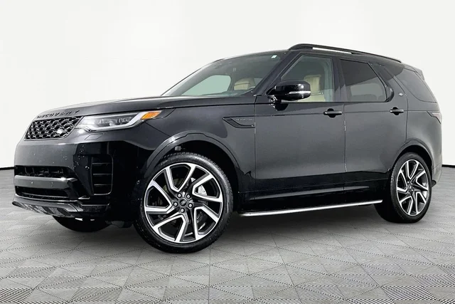 2024 Land Rover Discovery Dynamic SE