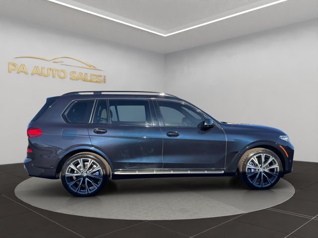 Used 2021 Carbon Blue Metallic BMW xDrive40i image 9