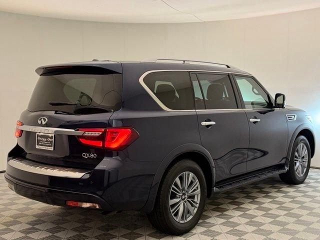 Used 2024 Hermosa Blue INFINITI LUXE image 11