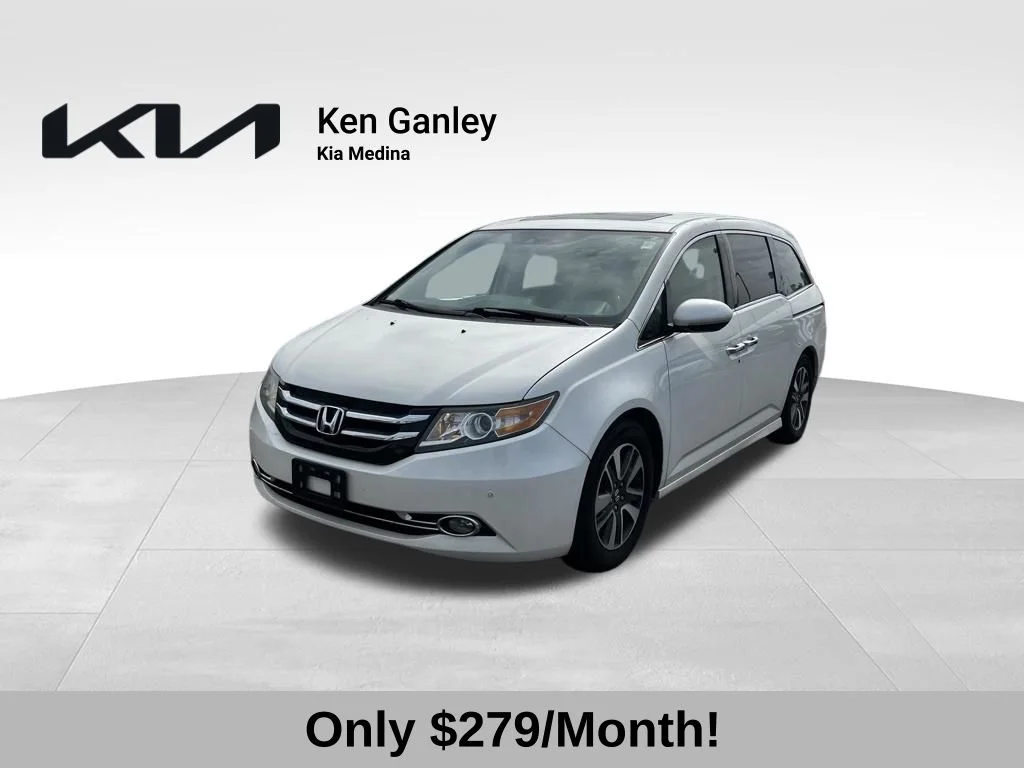 2016 Honda Odyssey Touring Elite's photo