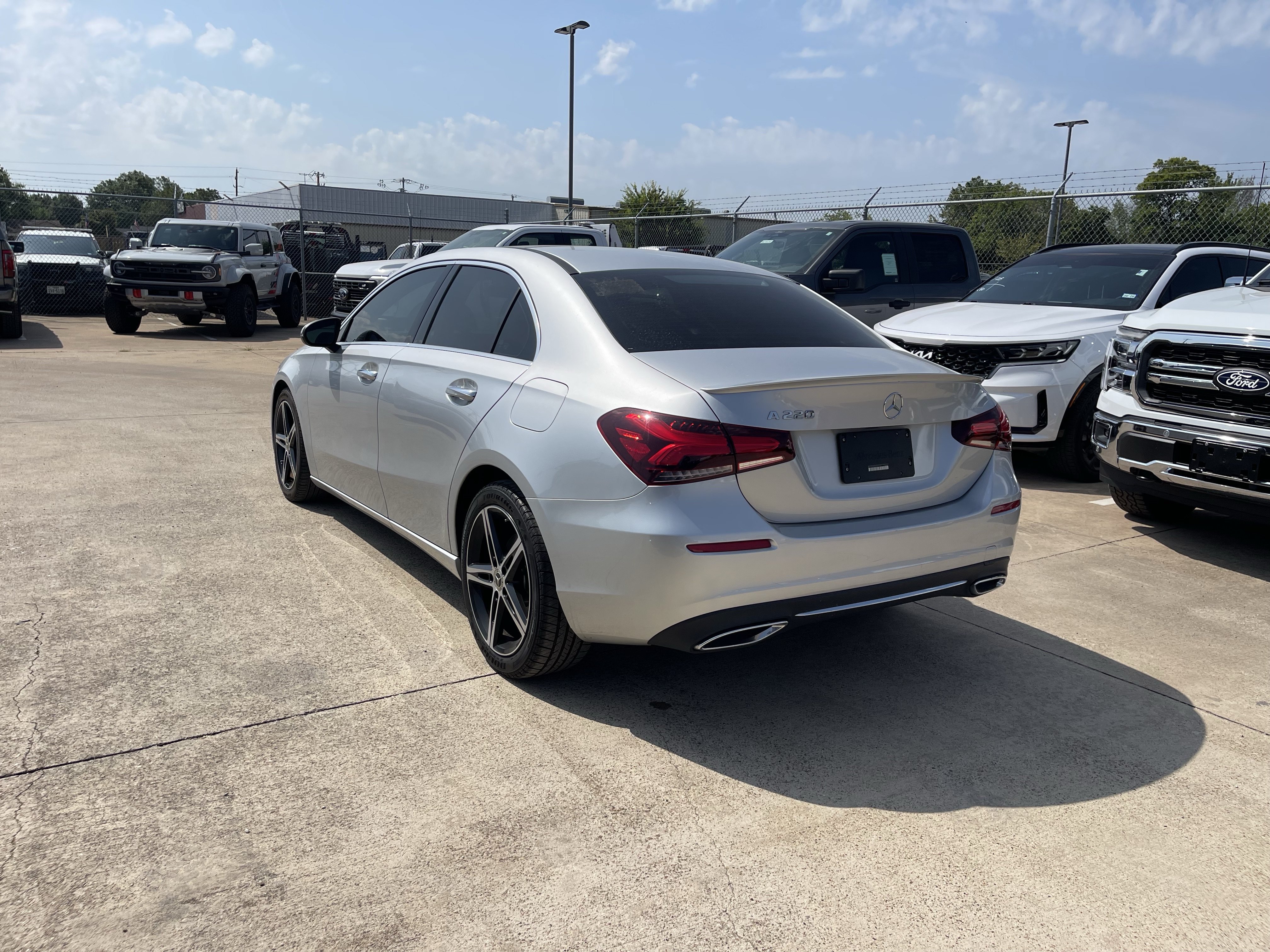 Used 2021 Iridium Silver Mercedes-Benz A 220 image 4