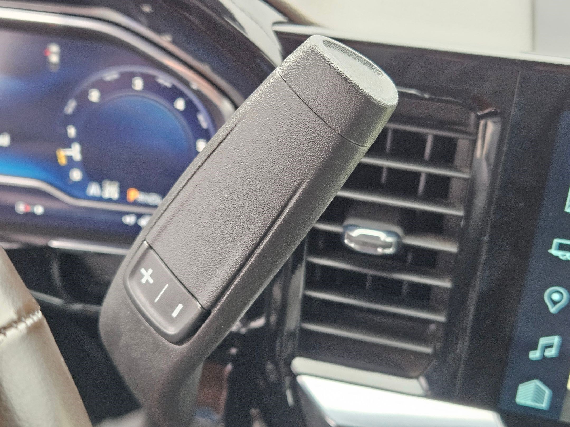 Used 2024 Auburn Metallic Chevrolet LT image 26