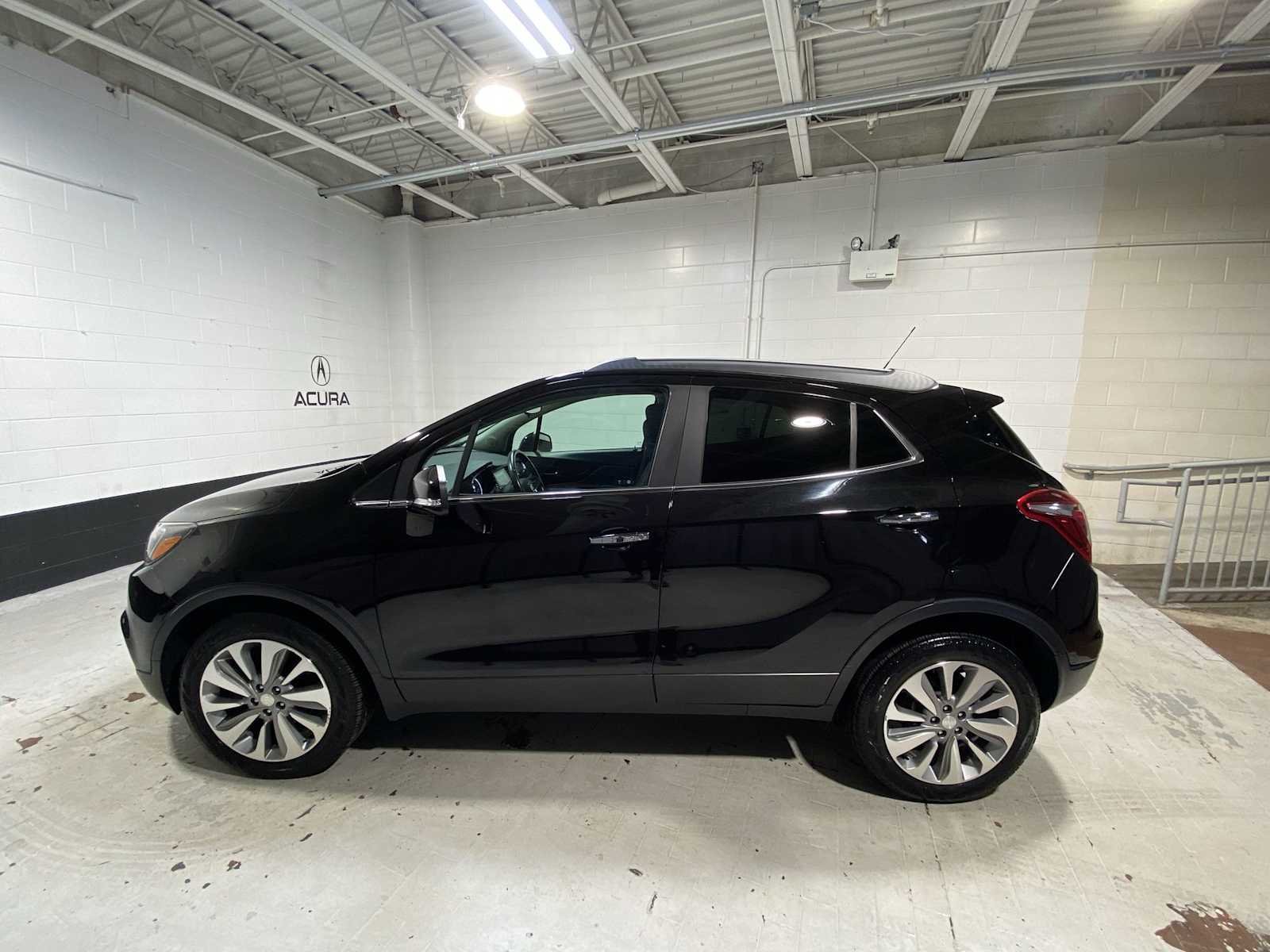 Used 2019 Ebony Twilight Metallic Buick Preferred image 3