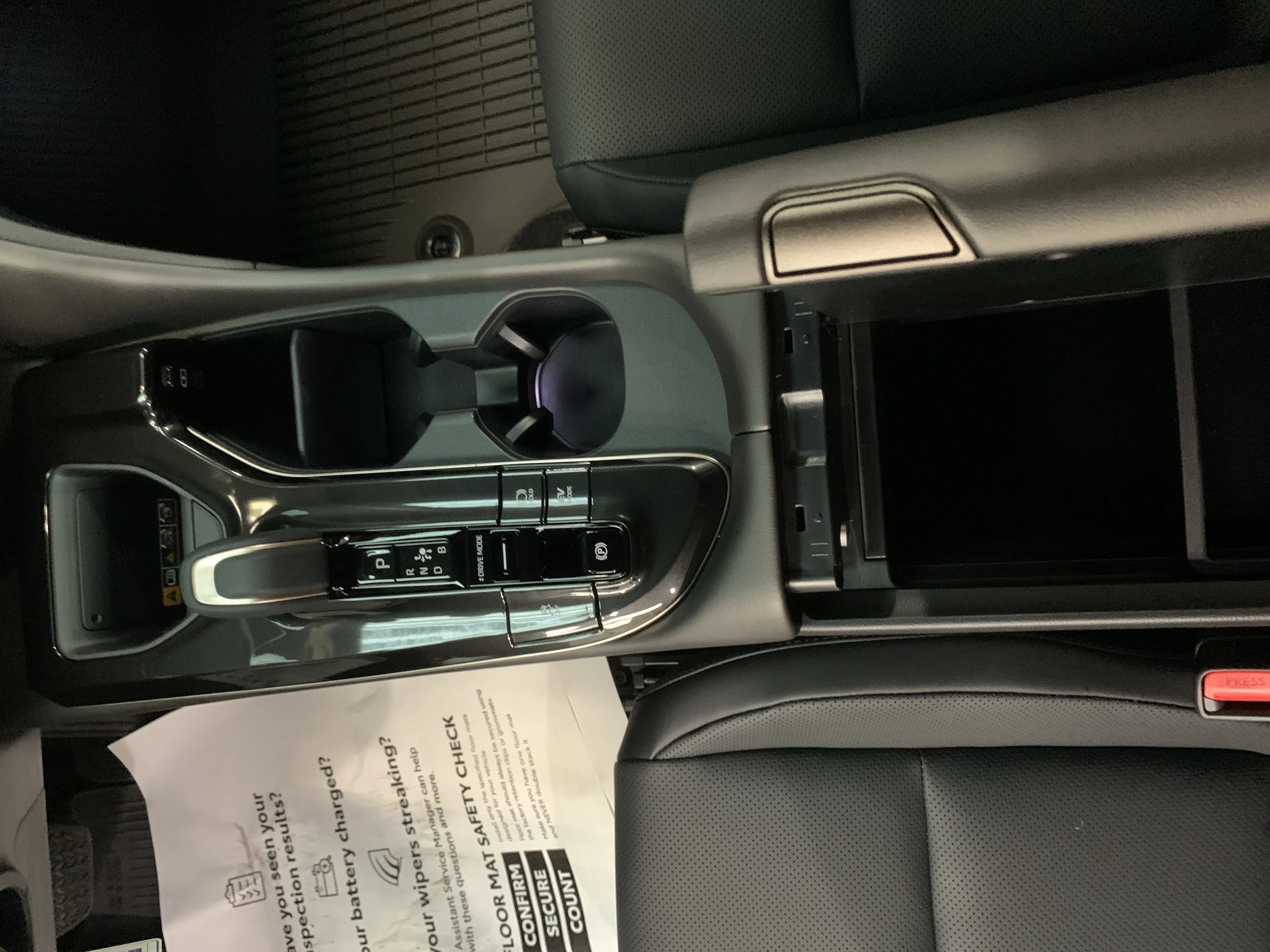 2026 Toyota Crown Nightshade - Photo 13