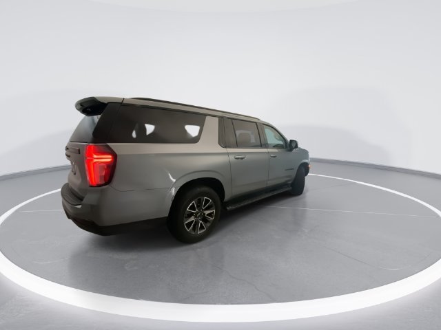 Used 2023 Gray Chevrolet Z71 image 8