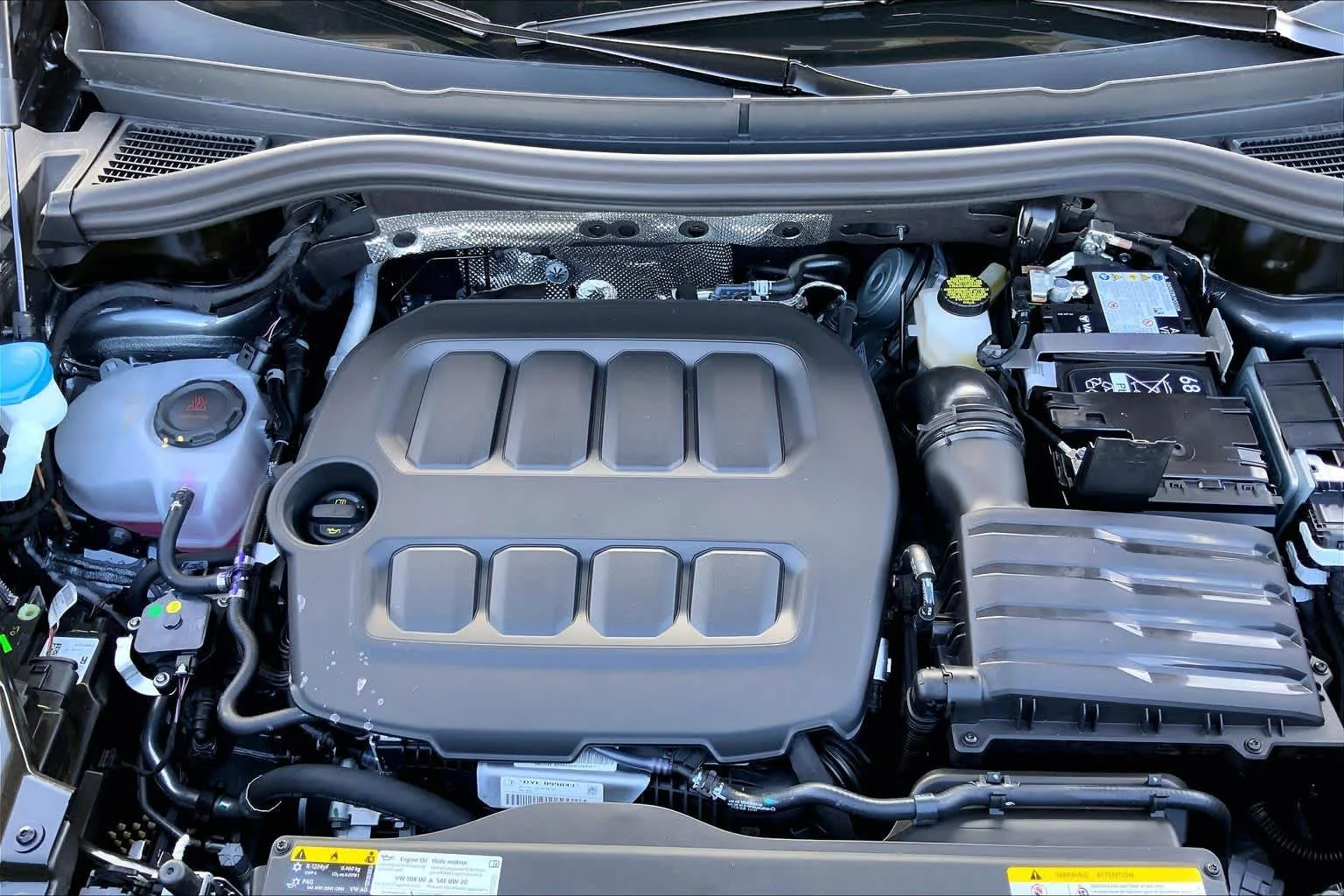 New 2026 Platinum Gray Metallic Volkswagen SE R-Line Black image 16