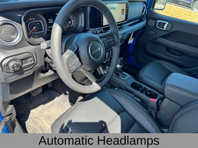 New 2026 Hydro Blue Pearl-Coat Exterior Paint Jeep Sahara image 17