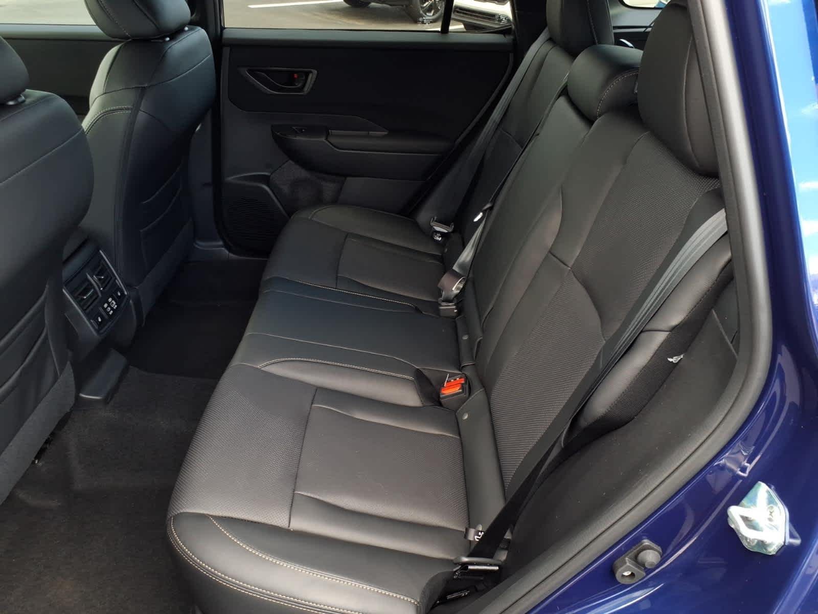 New 2026 SAPPHIRE BLUE PEARL Subaru Limited image 29