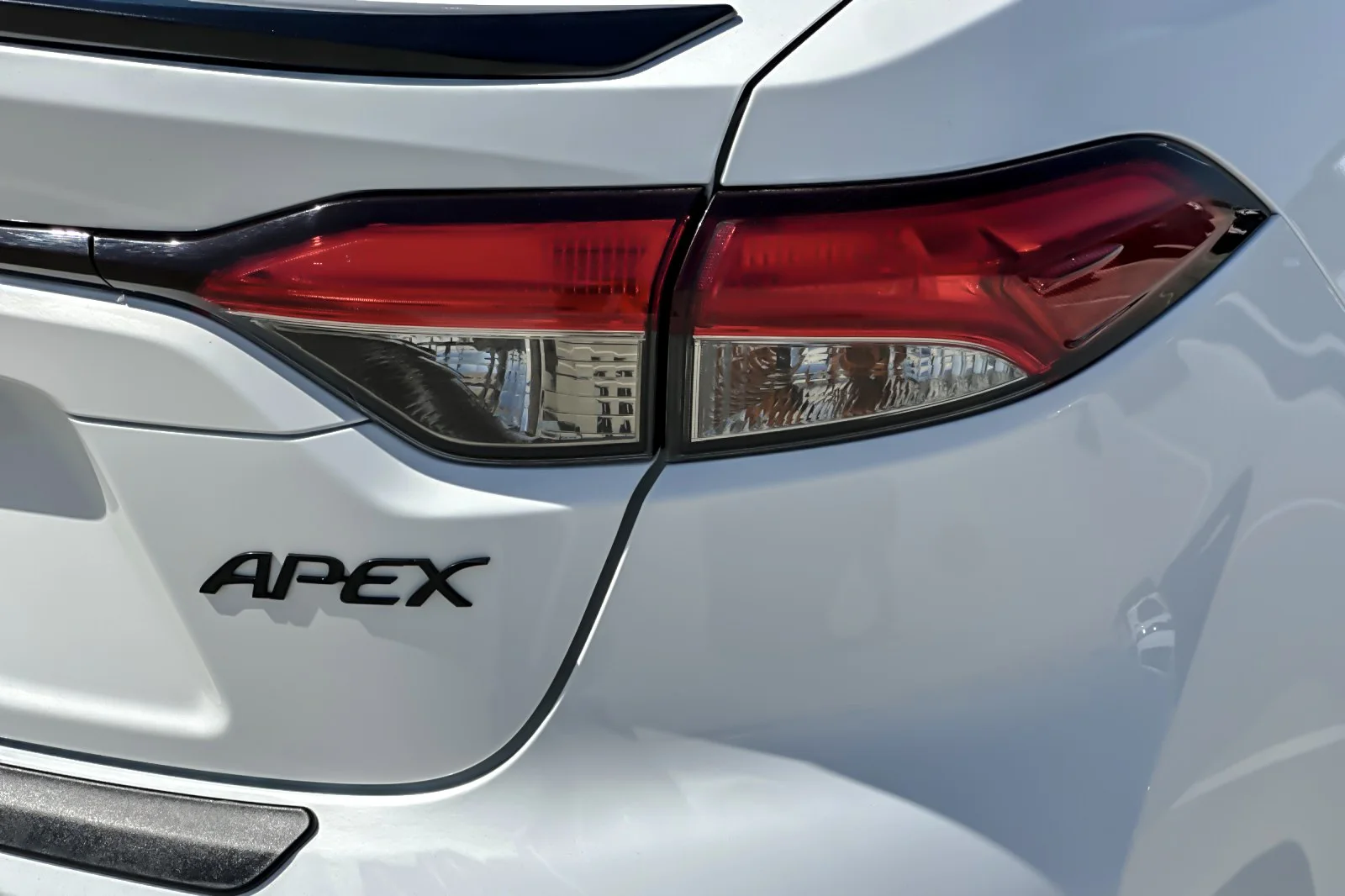 Used 2021 WHITE/BLACK TOP Toyota APEX XSE image 25