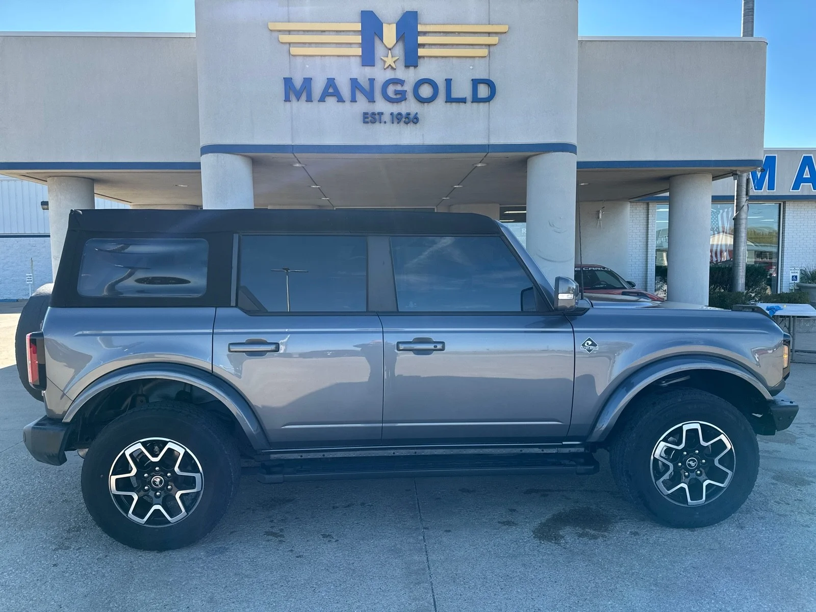 2023 Ford Bronco Outer Banks 4x4's photo