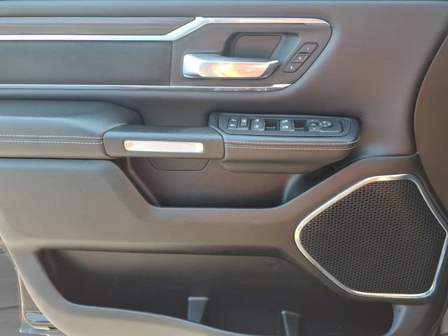 Used 2025  Ram Laramie image 15