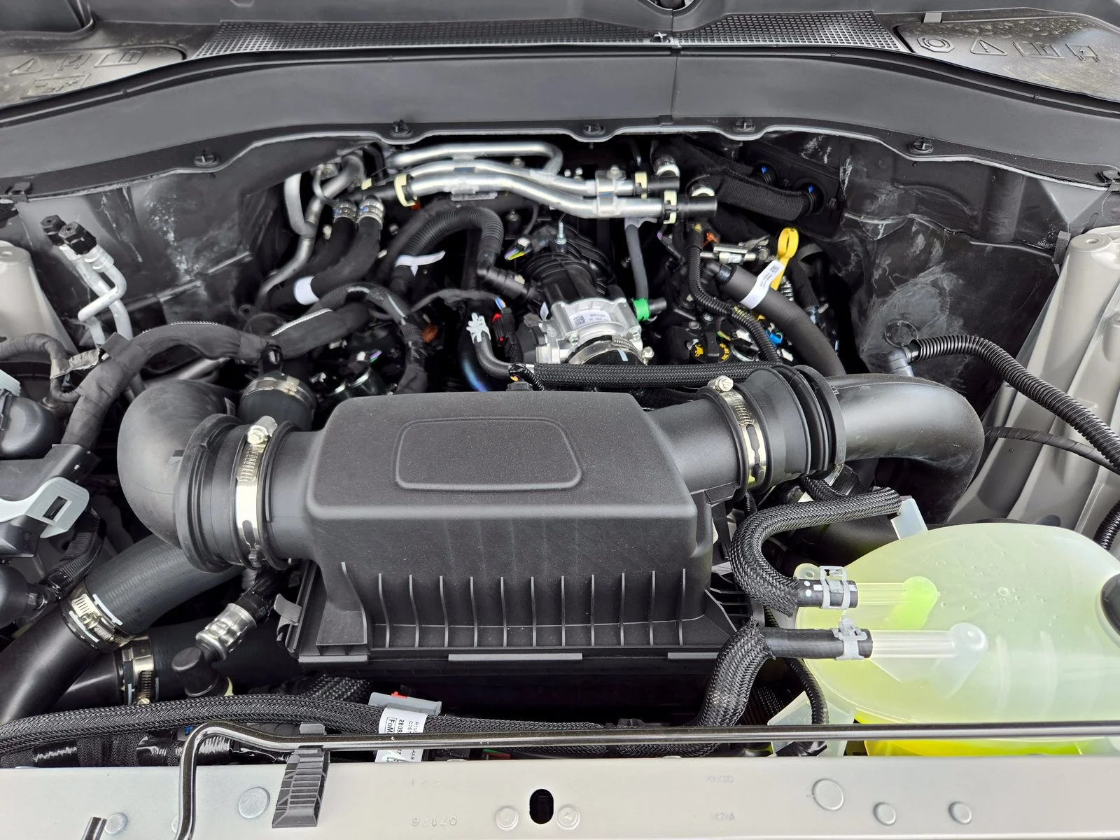 New 2026 Vapor Blue Metallic Ford Tremor® image 20