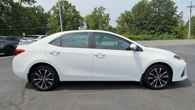 Used 2018 White Toyota SE image 4