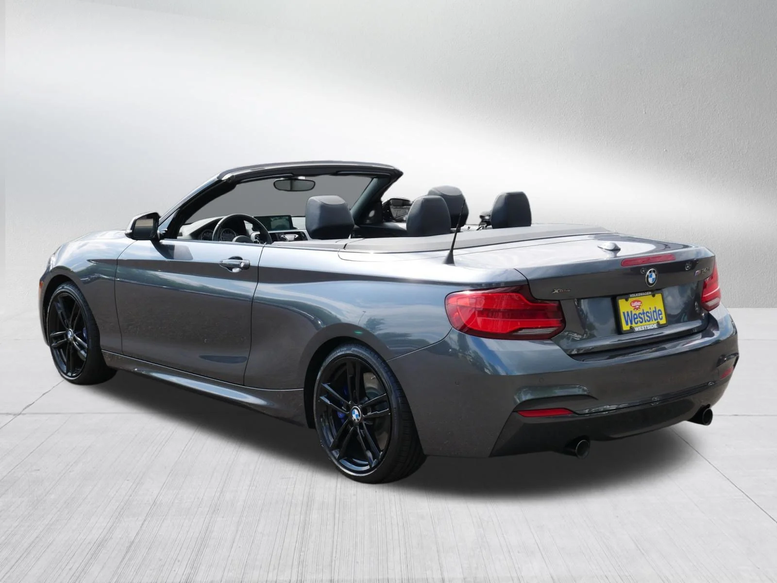 Used 2018 Mineral Gray Metallic BMW M240i xDrive image 4